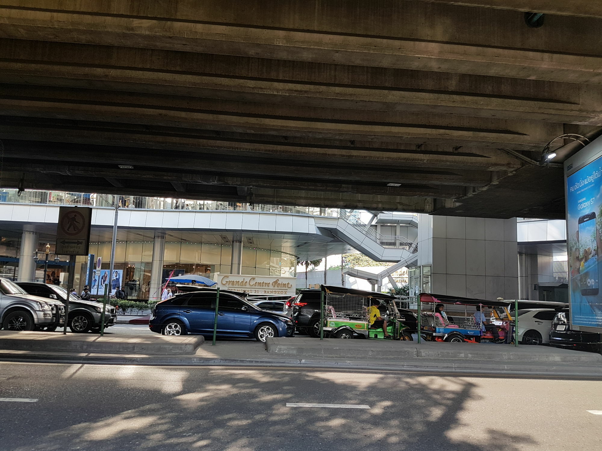 14 Place Sukhumvit Suites Μπανγκόκ Εξωτερικό φωτογραφία